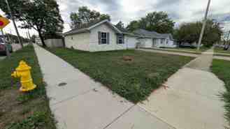 2302 W Olive St - Photo 1 of 1