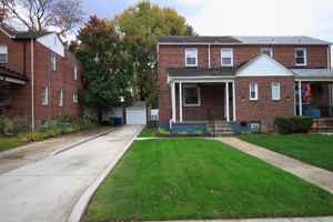 featured image of 2807 Harview Ave