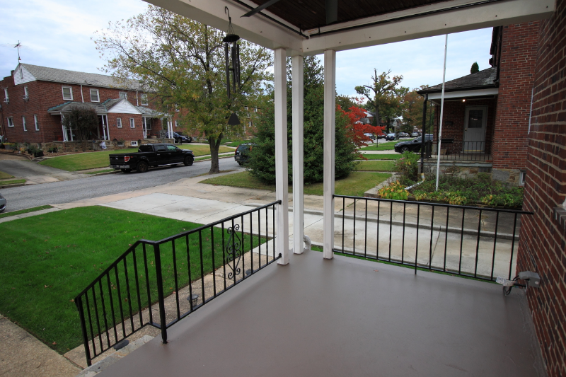 2807 Harview Avenue - Photo 5 of 19