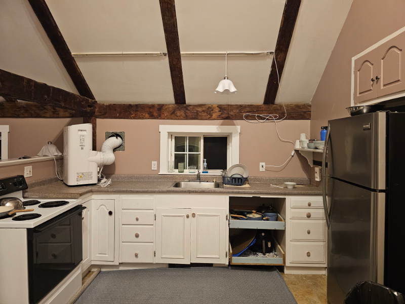 12 Free St - Photo 6 of 10