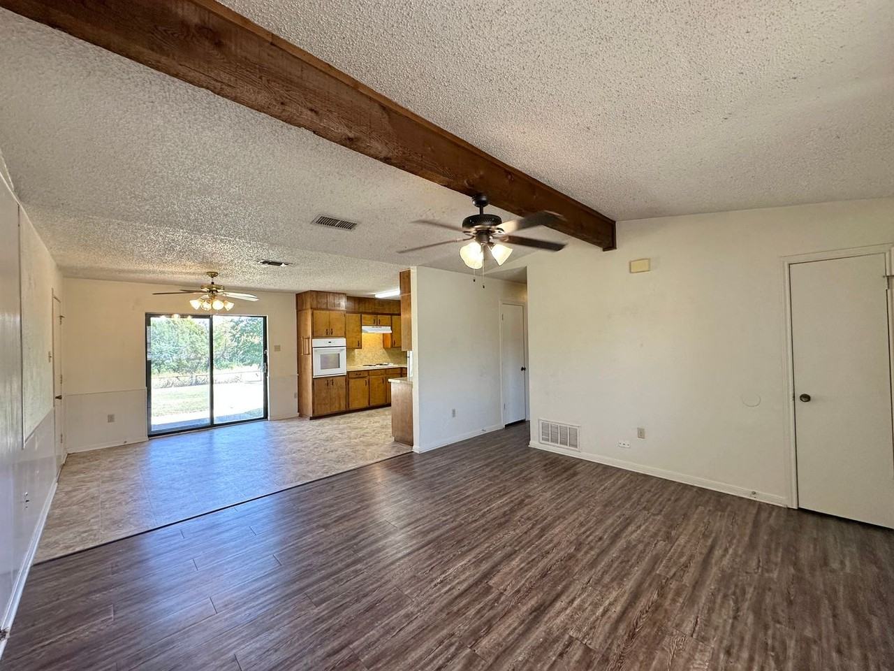 2905 Persimmon Drive - Photo 2 of 30