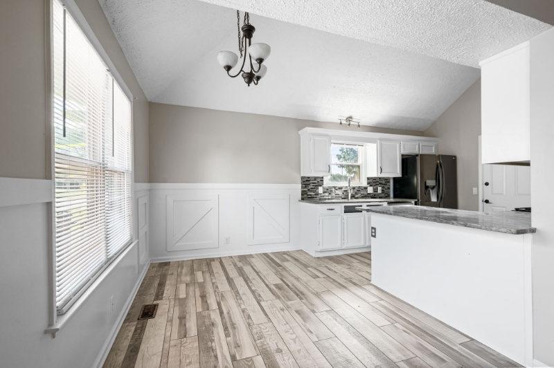 3600 Burwick Pl - Photo 3 of 20