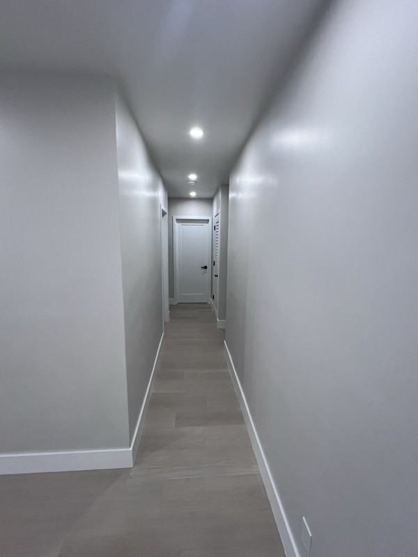 160 E 34th St #1 - Photo 4 of 11