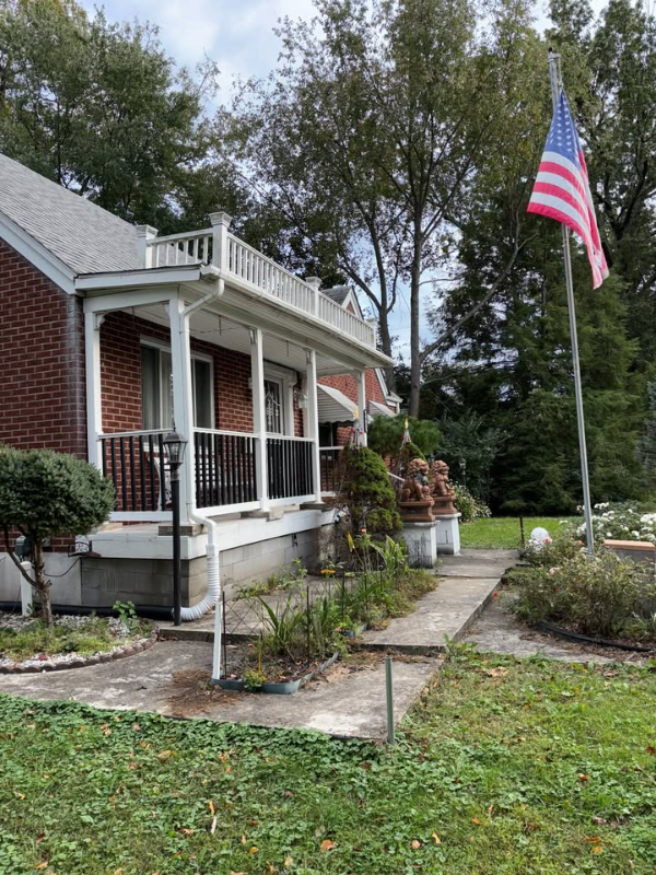 6411 S 3rd St - Photo 6 of 19