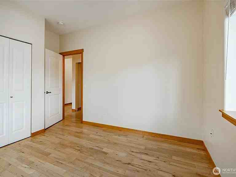 4824 Willow Drive - Photo 4 of 20