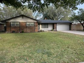 1324 N Crestline St - Photo 1 of 1