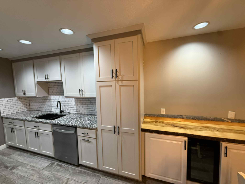 1324 North Crestline Circle - Photo 3 of 19