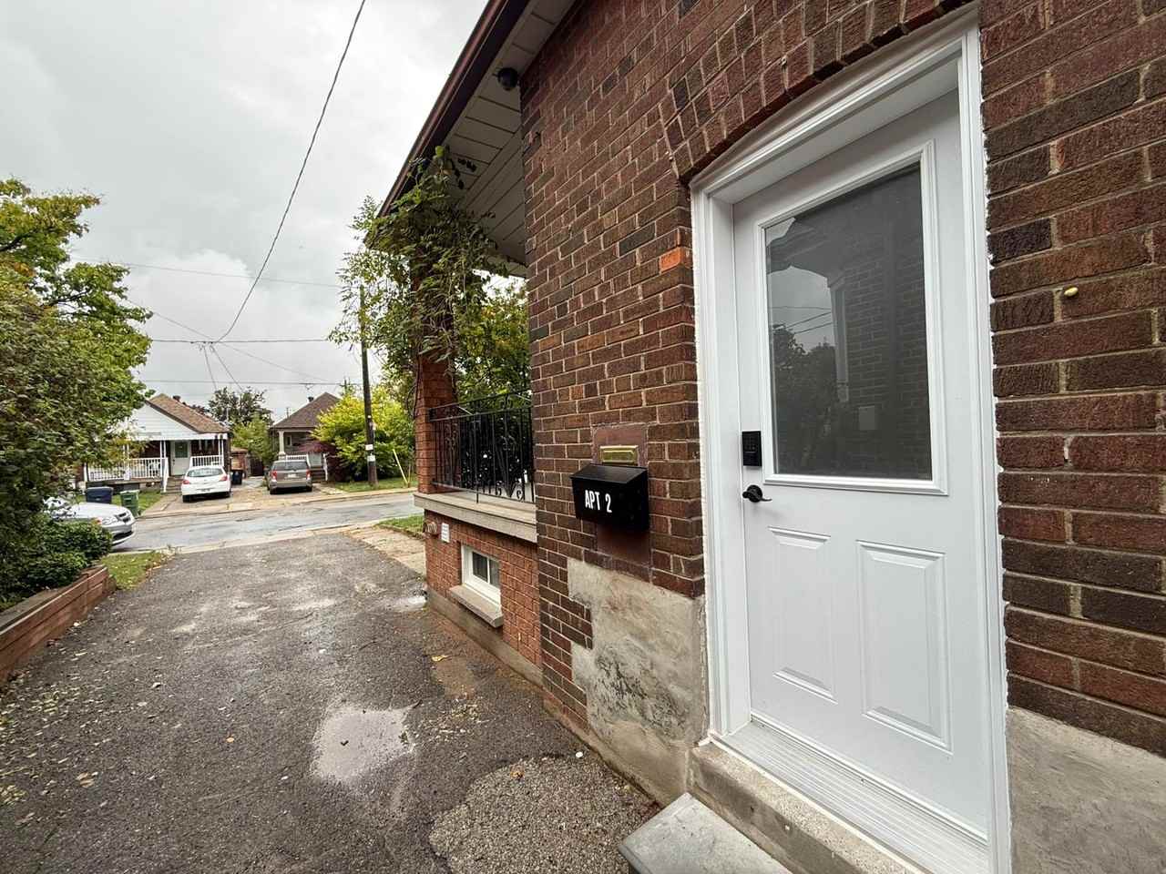 77 Chamberlain Avenue #BSMT - Photo 3 of 15