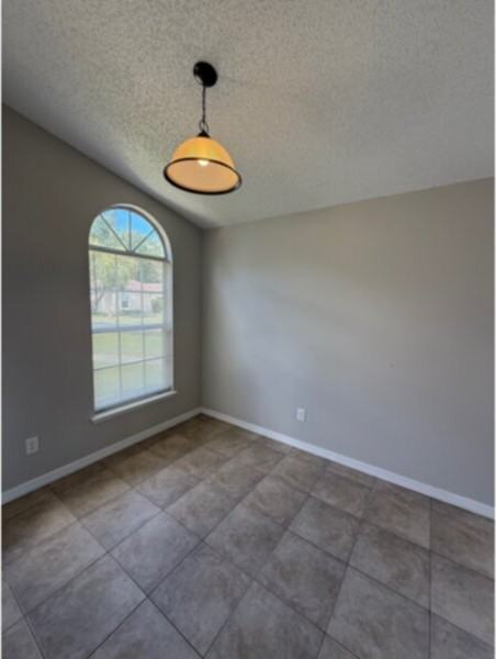 226 Panorama Dr - Photo 4 of 12