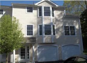 3 Parkwoods Dr #3 - Photo 1 of 1