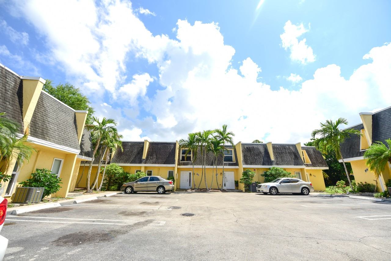 180 Sw 3rd Ave #21 - Photo 5 of 15