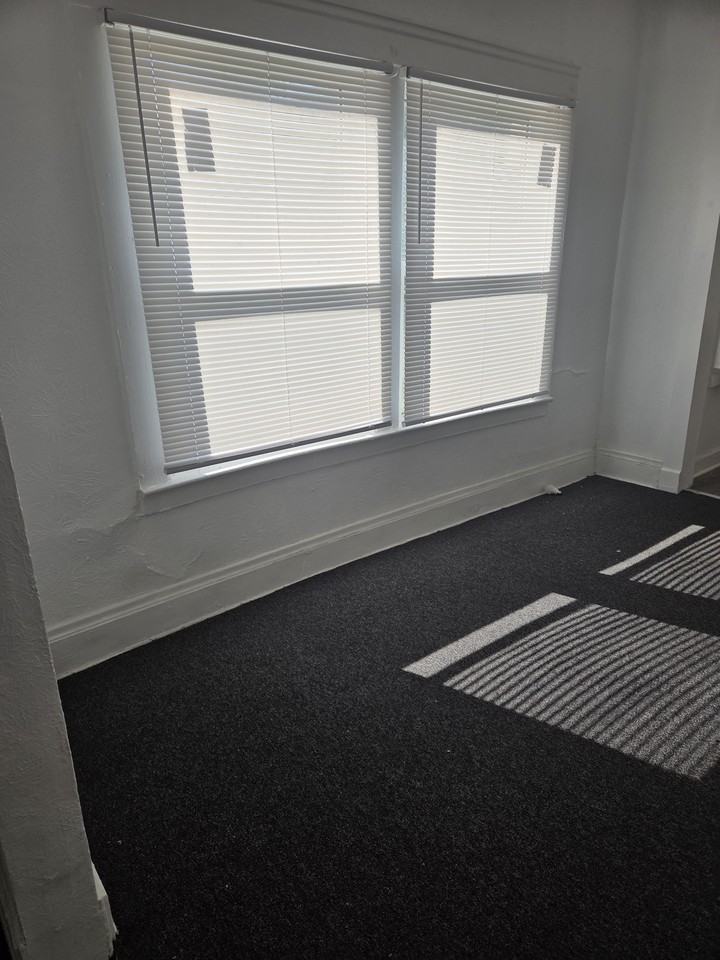 508 E 126th St #1 - Photo 5 of 8