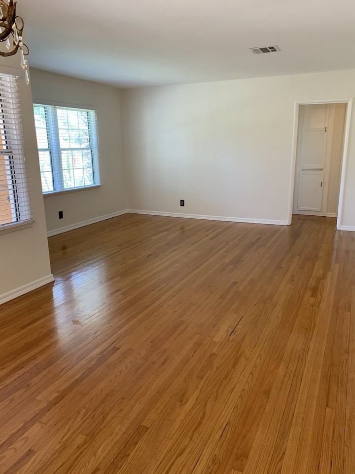 10760 Russett Avenue #NA - Photo 4 of 32