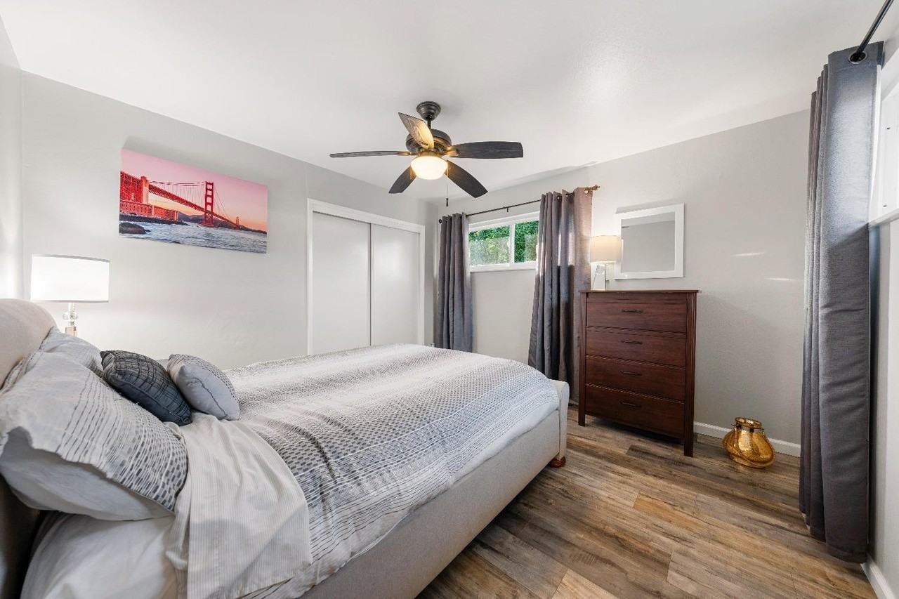 5904 40th St #5906 - Photo 6 of 19