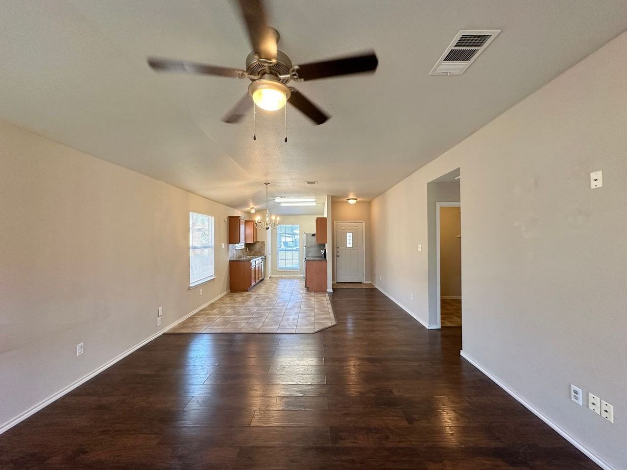 5011 Allegany Dr - Photo 6 of 26