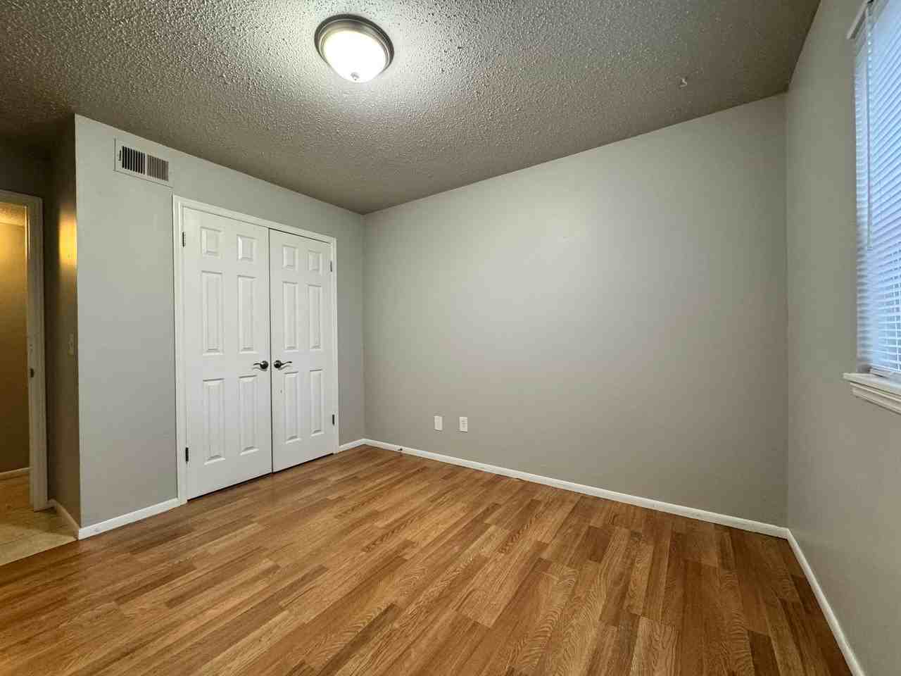 Melrose Oaks LLC - Photo 7 of 15