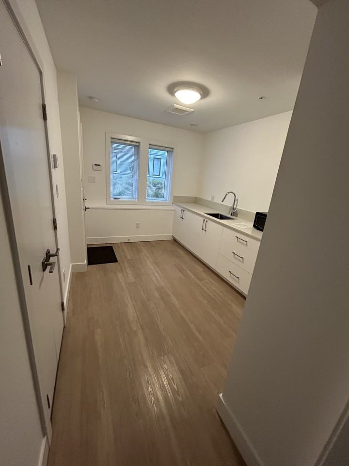 717 East 26th Avenue 2 - Photo 2 of 15