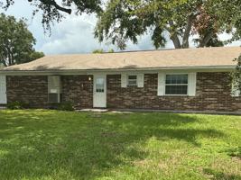 featured image of 1612 E Fern Rd