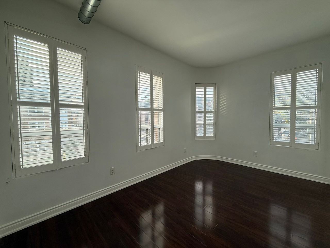 139 Cowan Avenue #3 - Photo 7 of 13