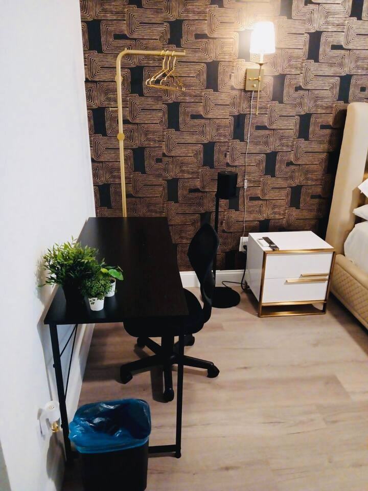 528 Bronze Forest Drive - Photo 2 of 57