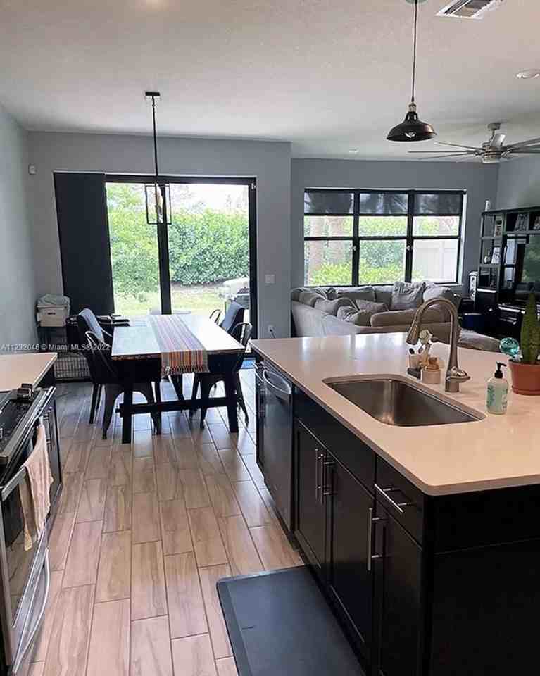 4689 Eventing St - Photo 7 of 29