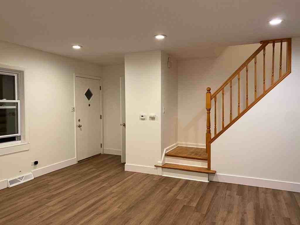 5847 Lincoln Ave #D - Photo 4 of 24