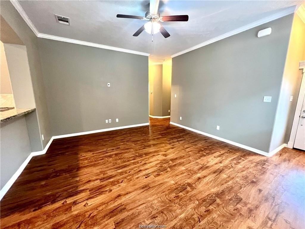 2506 Leyla Ln - Photo 7 of 37