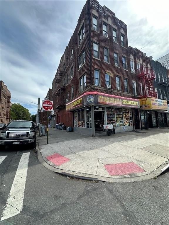 105 Brighton 11th St - Photo 4 of 4