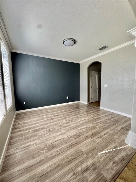 322 Pacific Dr - Photo 4 of 22