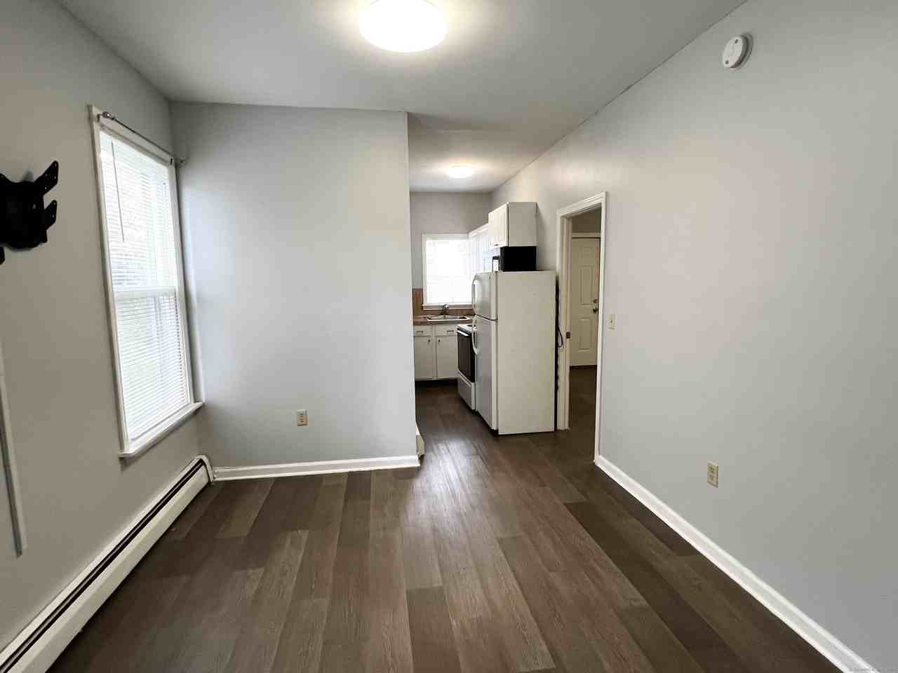 58 Washington St #1 - Photo 4 of 14