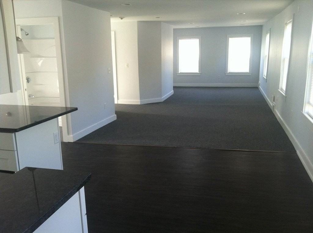 158 Main St - Photo 7 of 13