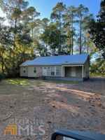 featured image of 221 Vista Cir