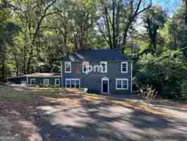 featured image of 3220 Ingleside Ave