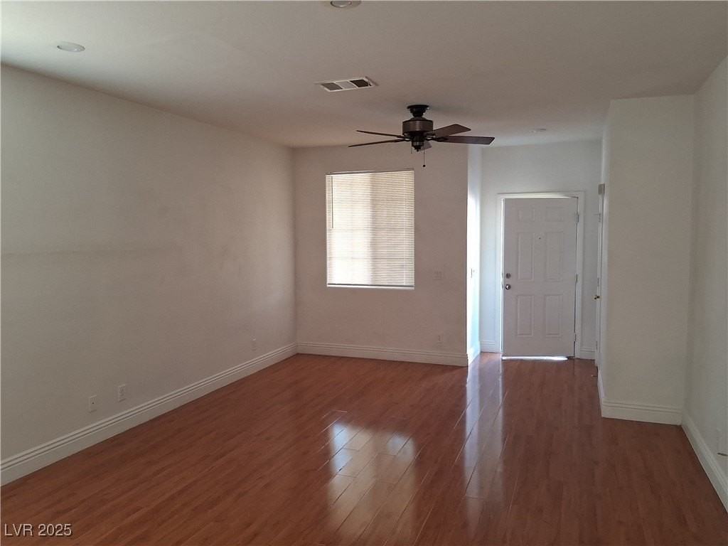 1215 Oak Village Avenue - Photo 2 of 12