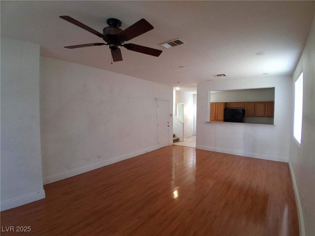 1215 Oak Village Avenue - Photo 3 of 12