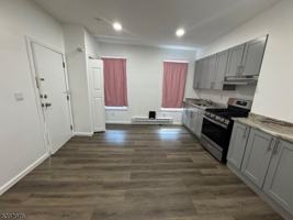 featured image of 76-78 Market St #2