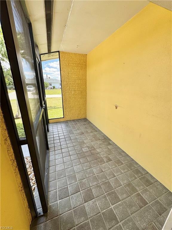 4522 Se 10th Pl - Photo 4 of 8