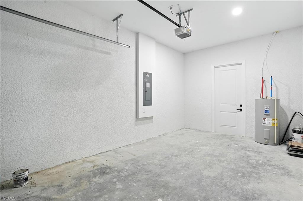 4881 Leonard Boulevard South - Photo 4 of 8