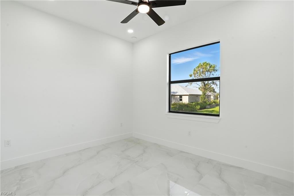 4881 Leonard Boulevard South - Photo 5 of 8