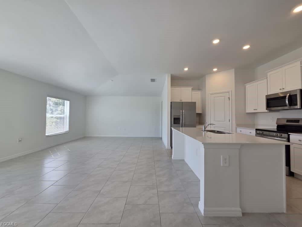 3403 34th St Sw - Photo 2 of 8