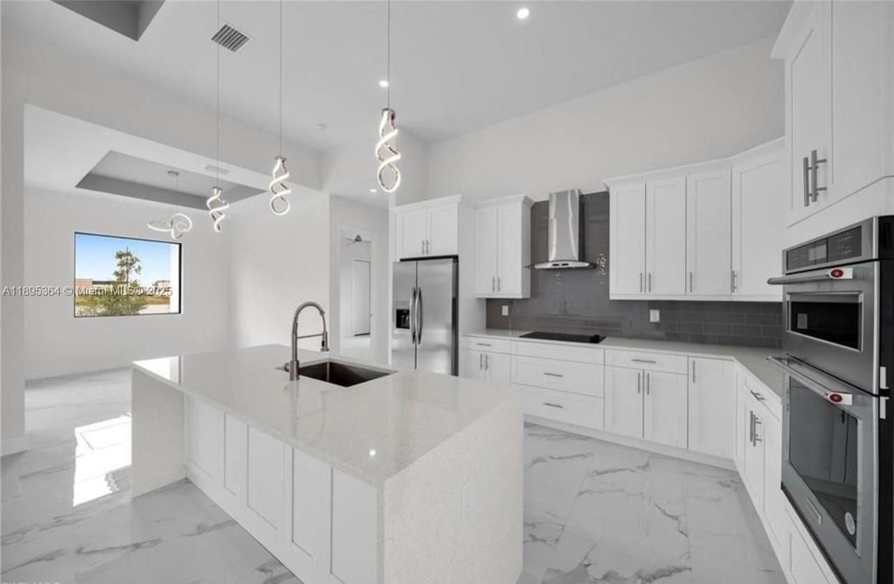 50 Ne 4th St #50 - Photo 2 of 12