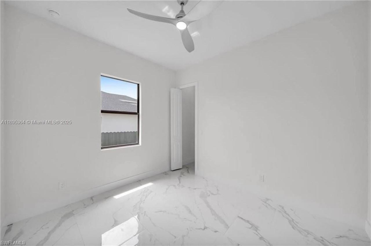 50 Ne 4th St #50 - Photo 5 of 12