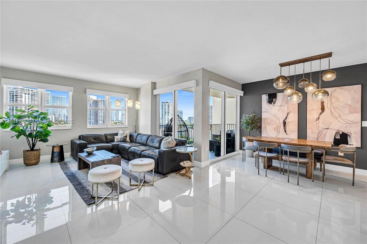 19900 East Country Club Drive #1003 - Photo 6 of 23