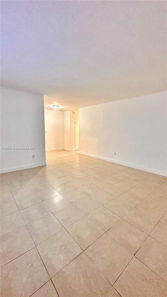 1955 Normandy Dr #2 - Photo 3 of 7