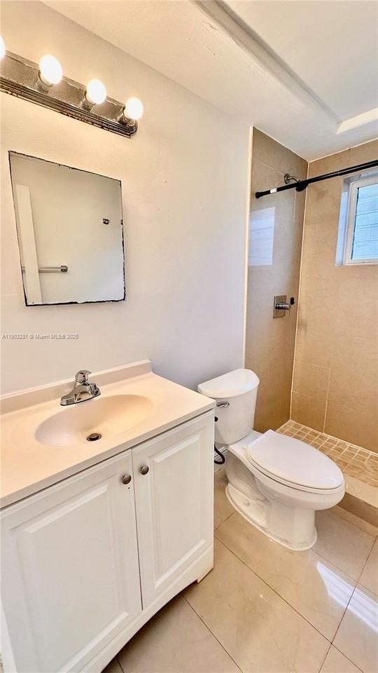 1955 Normandy Dr #2 - Photo 7 of 7