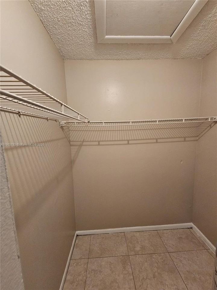 1630 Sandpiper Blvd #1630 - Photo 5 of 30