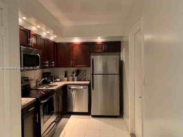 2426 Se 17th St #208A - Photo 4 of 33