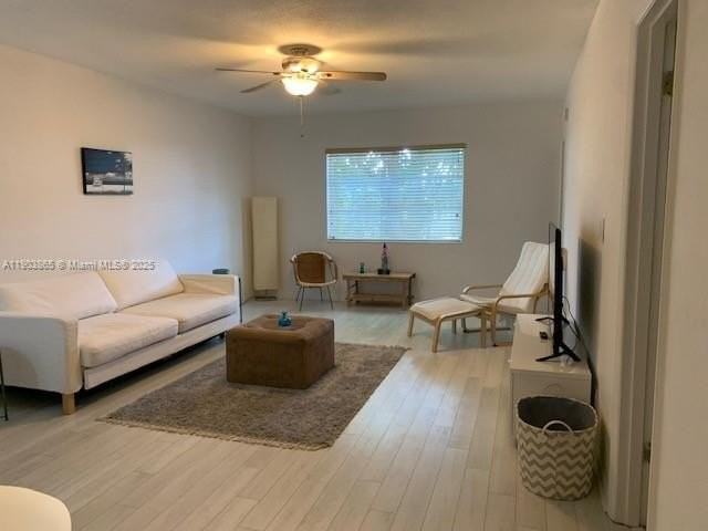 2426 Se 17th St #208A - Photo 5 of 33