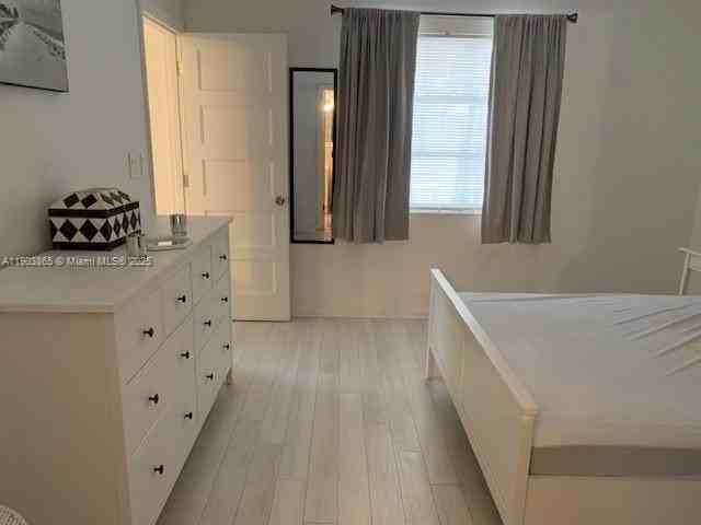 2426 Se 17th St #208A - Photo 6 of 33