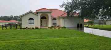 featured image of 4265 E Amsterdam St